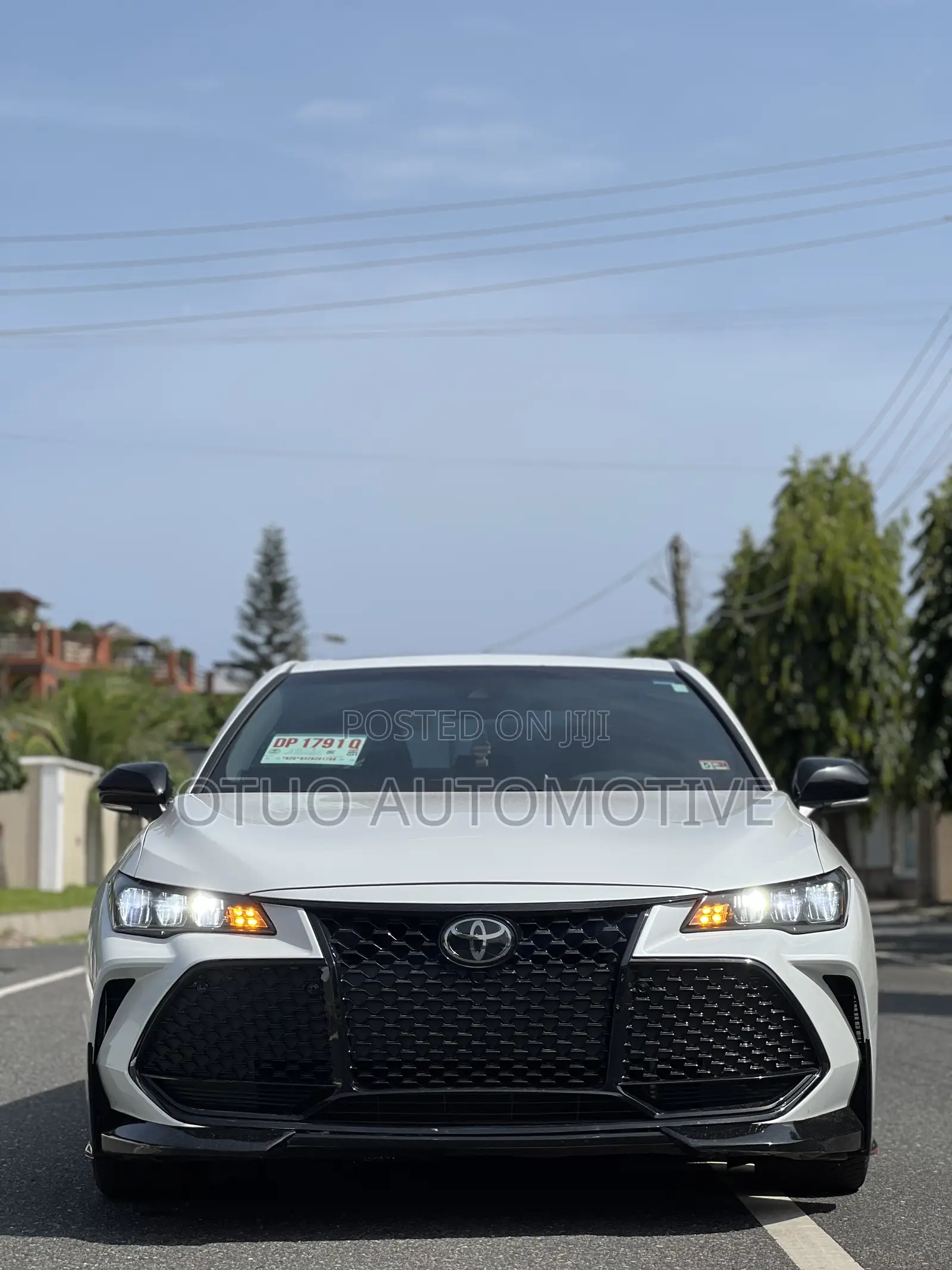 Toyota Avalon TRD 2020 White
