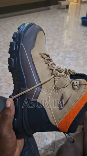Safety Boot Size 43