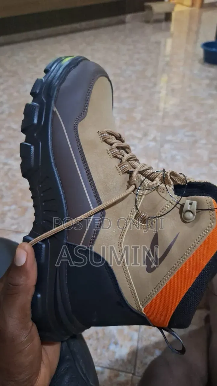 Safety Boot Size 43