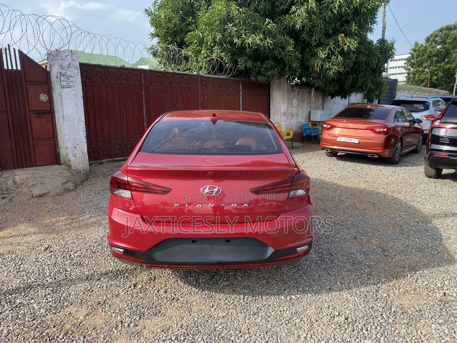 Hyundai Elantra Limited 2020 Red
