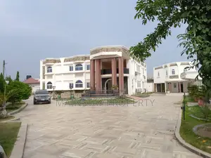 7bdrm House in Mainstay Estates, Tema Metropolitan for sale