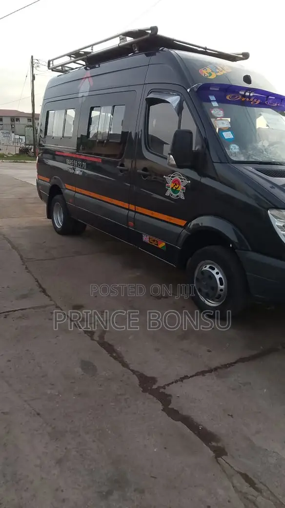 Mercedes-Benz Sprinter 2013 Black