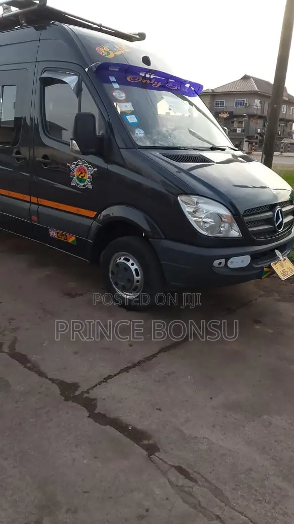 Mercedes-Benz Sprinter 2013 Black