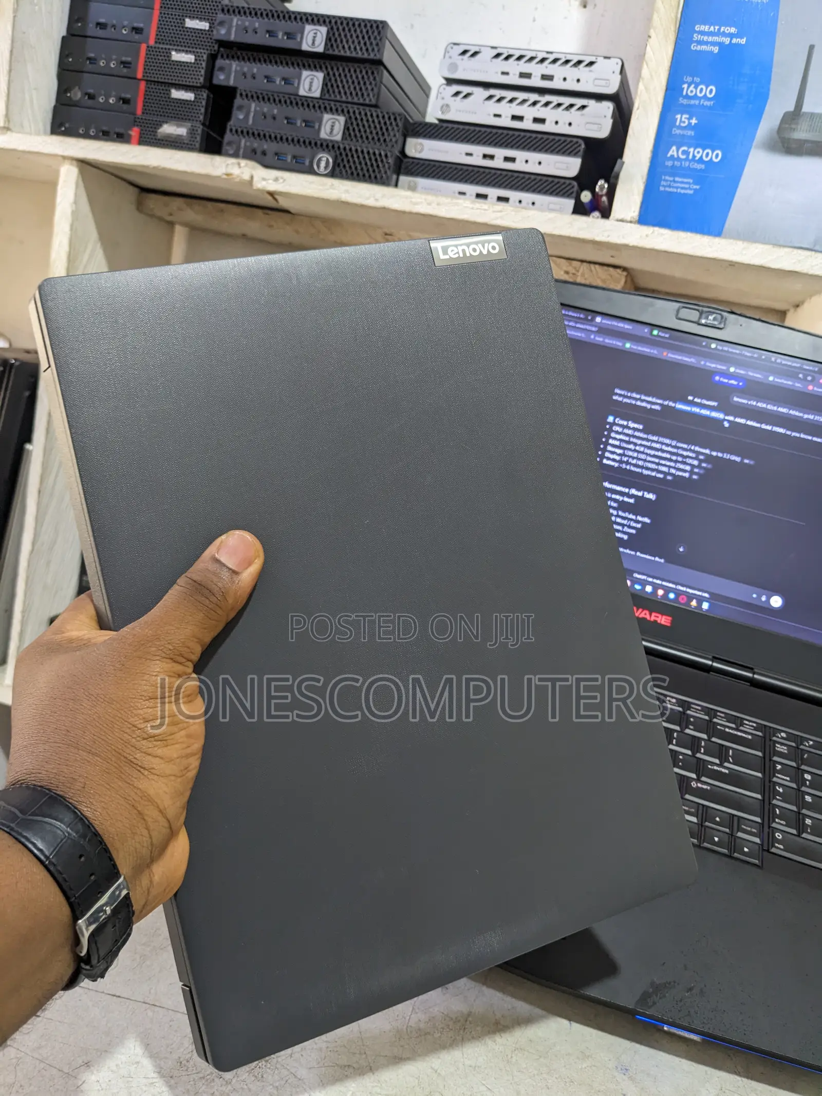 Laptop Lenovo V14 G4 IRU 4GB AMD SSD 128GB