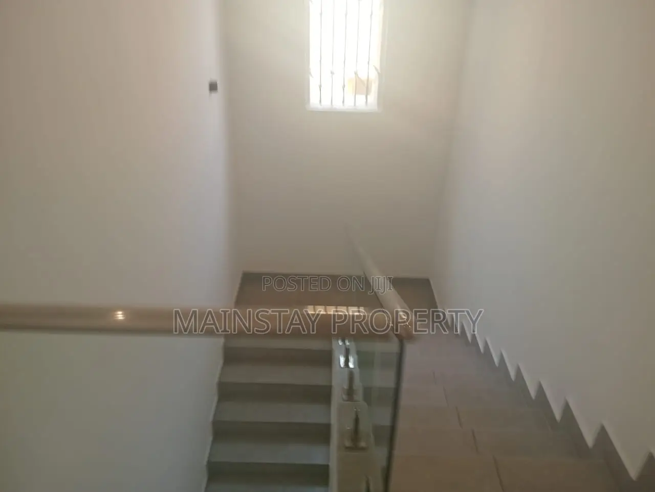 4bdrm House in Mainstay Estates, Airport Residential Area for rent