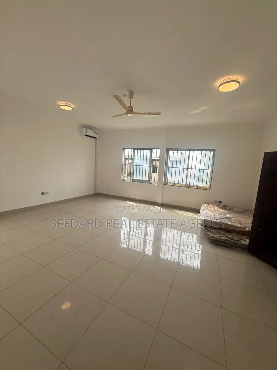 7bdrm House in Sefdard Properties, Tema Metropolitan for rent
