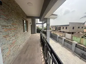 7bdrm House in Sefdard Properties, Tema Metropolitan for rent