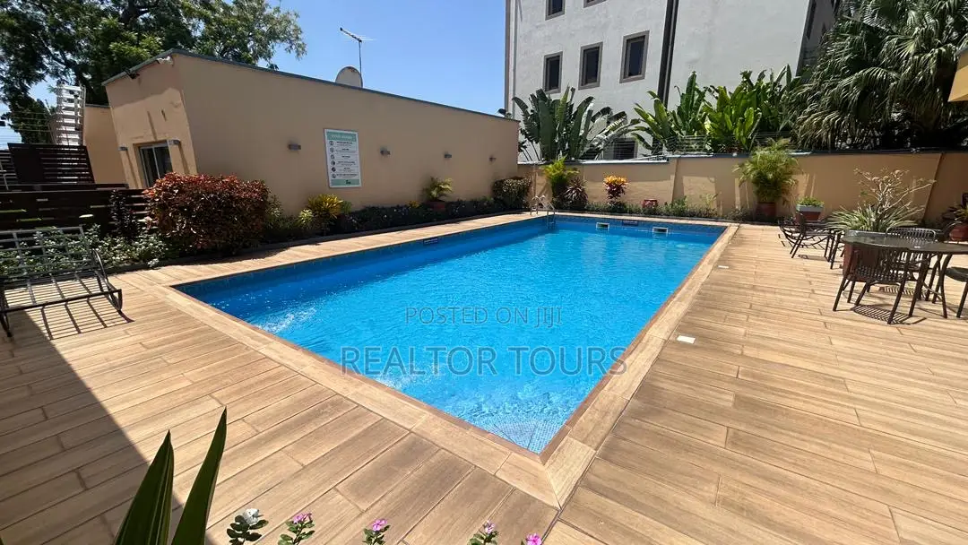 4bdrm Townhouse / Terrace in Cantonments for rent