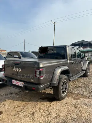 Jeep Gladiator Overland 2022 Silver