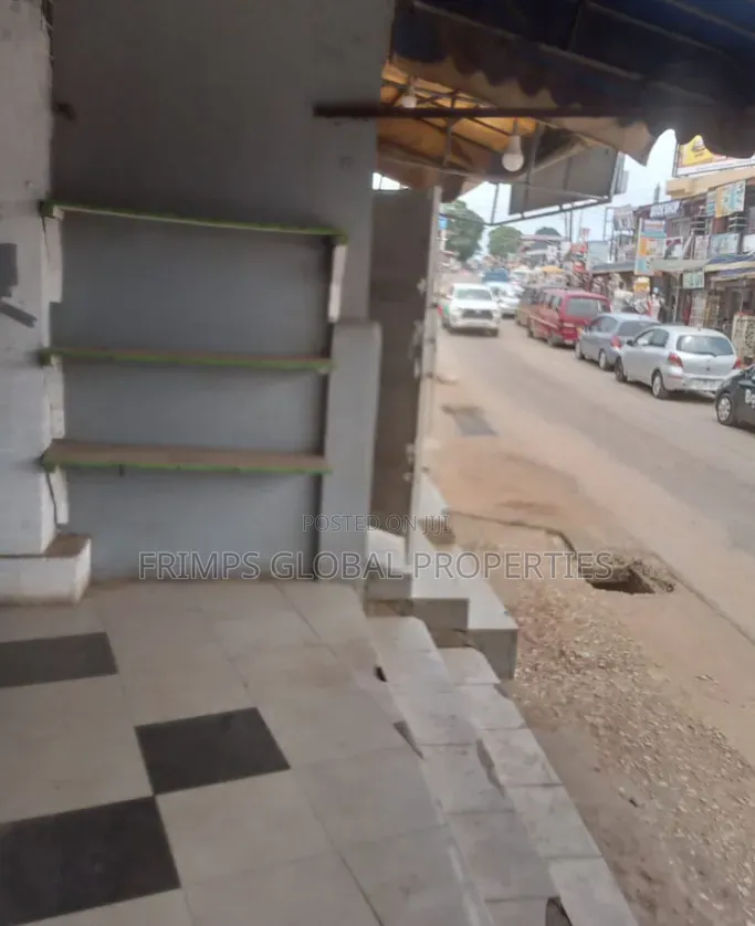 Double Shop in Keashieman Main Road for Rent. Elk2
