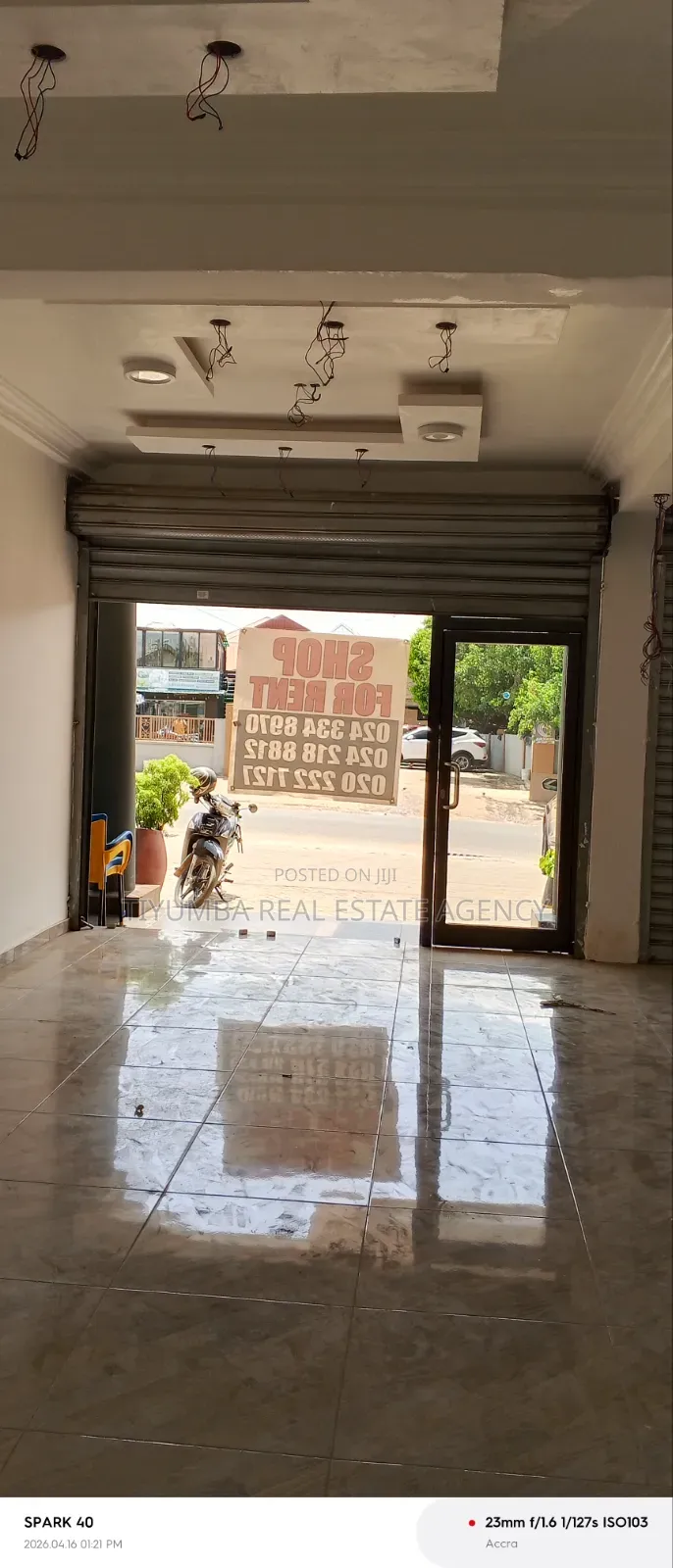 Double Shop for Rent .