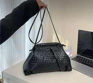 Purse Bag Every Lady Must Have