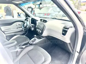 Kia Soul Hatchback 2016 Black