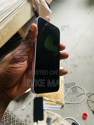 Apple iPhone 13 128 GB Silver