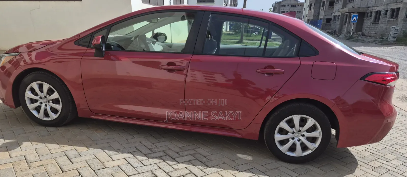 Toyota Corolla LE 2020 Red
