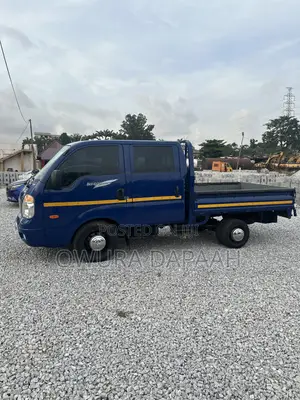 Kia Bongo 2014 Blue