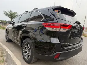 Toyota Highlander 2018 Black