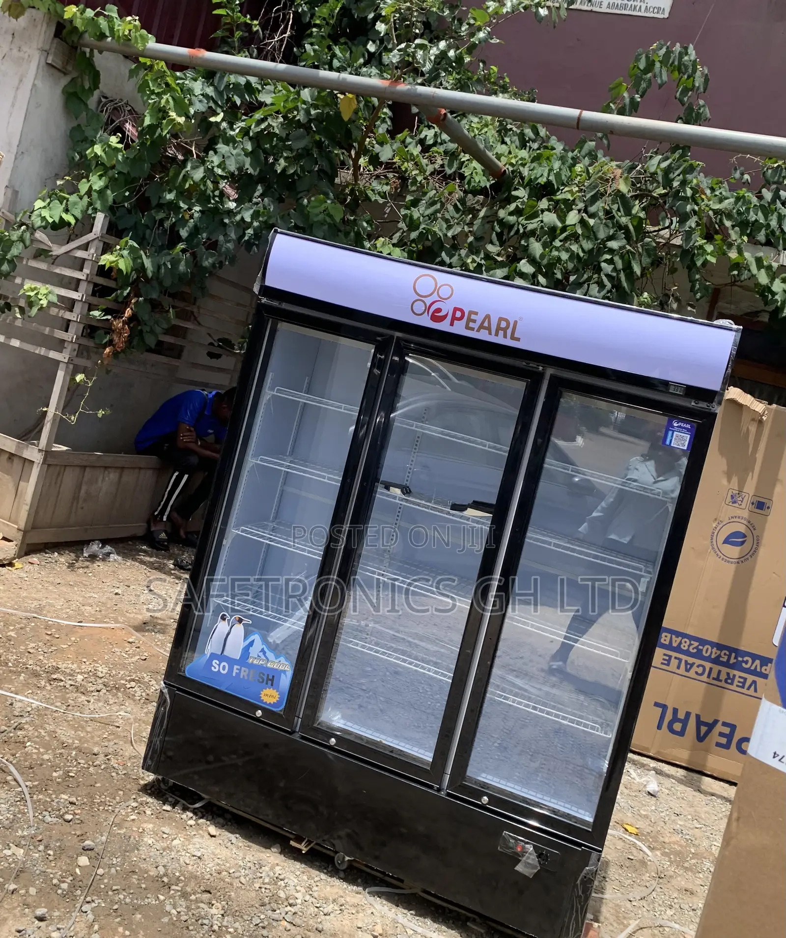 Durable Best 3 Doors Pearl PVC-150 New 950 Liters