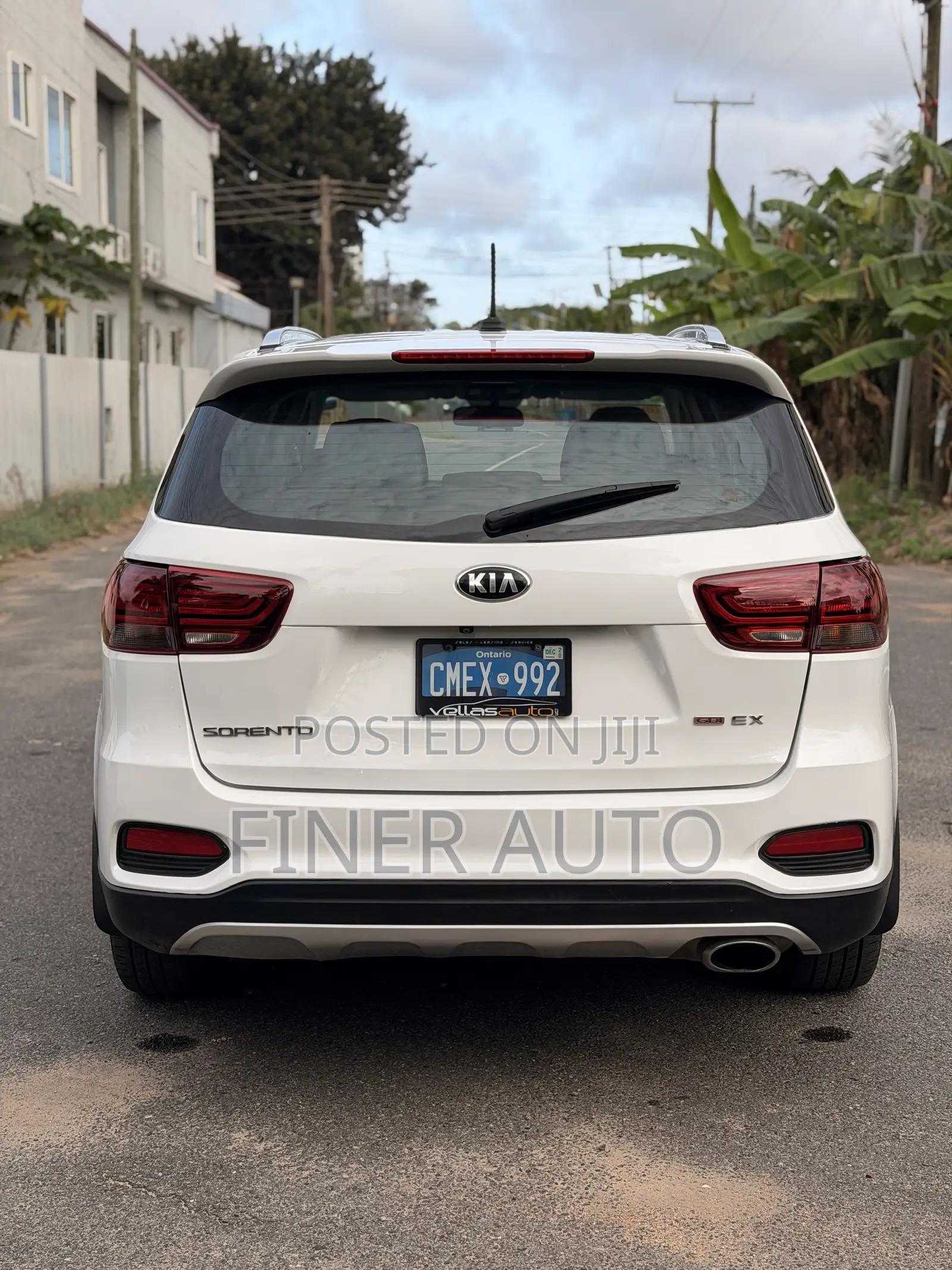 Kia Sorento 2.4L LX FWD 2019 White