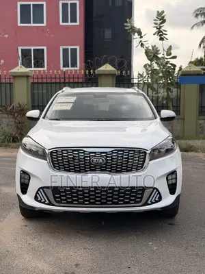 Kia Sorento 2.4L LX FWD 2019 White