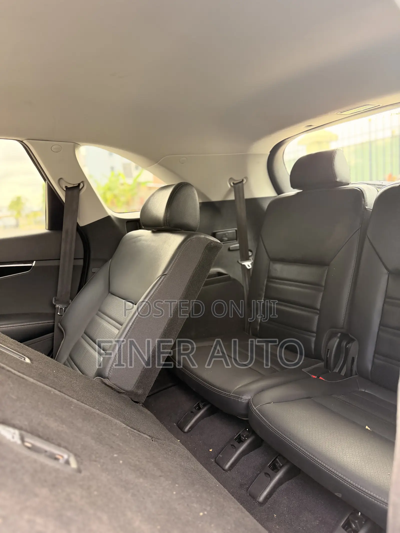 Kia Sorento 2.4L LX FWD 2019 White