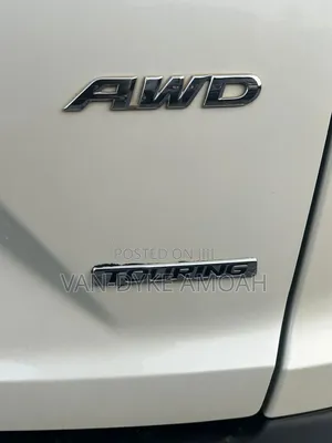 Honda CR-V Touring AWD 2019 White
