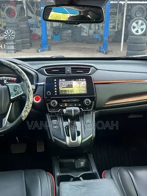 Honda CR-V Touring AWD 2019 White