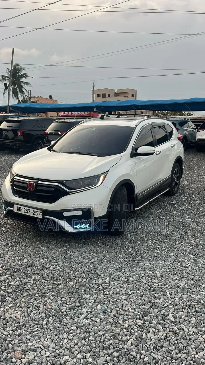 Honda CR-V Touring AWD 2019 White
