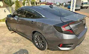 Honda Civic 2019 Gray