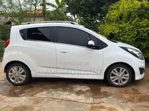 Chevrolet Spark 2LT 2013 White