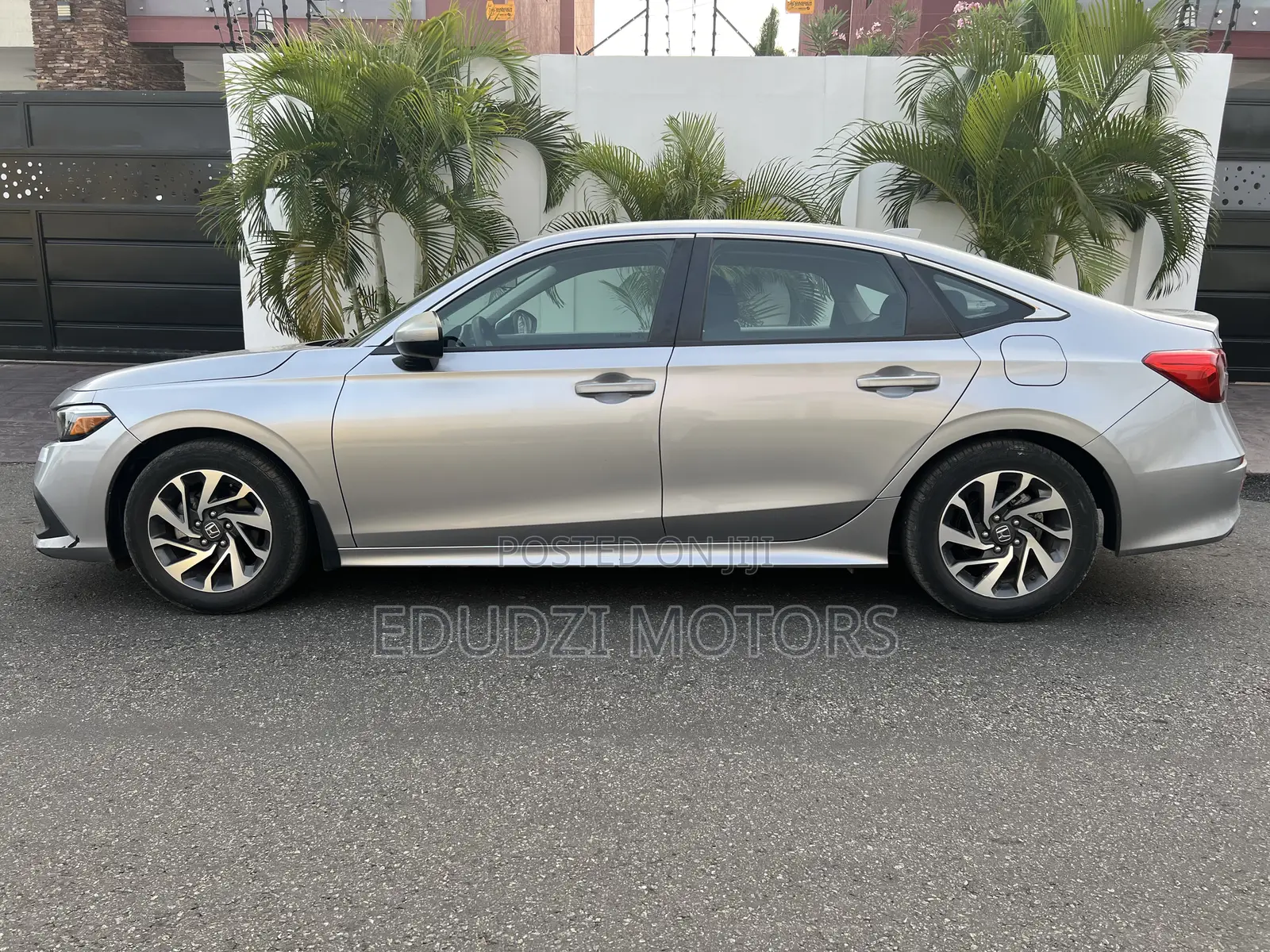 Honda Civic LX 2022 Silver