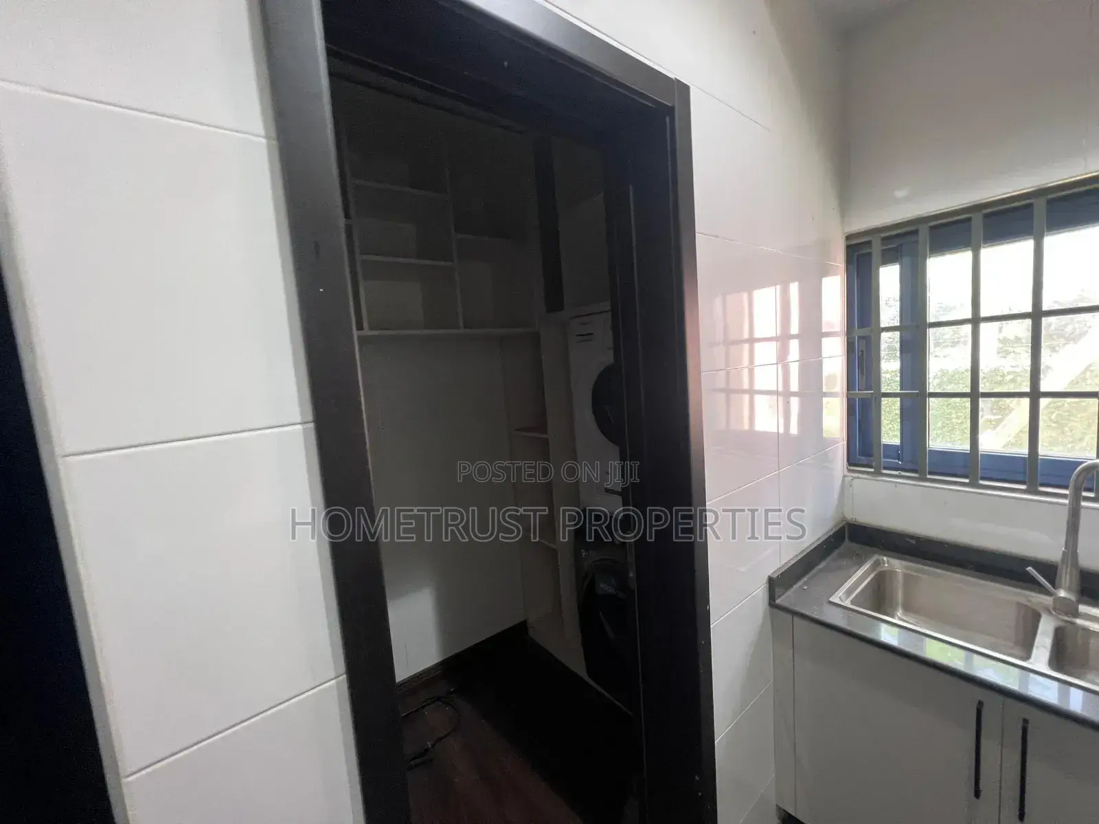 3bdrm Duplex in Kokrobitey, Police Station for sale