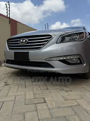 Hyundai Sonata Sport Sedan FWD (2.4L 4cyl 6A) 2017 Silver