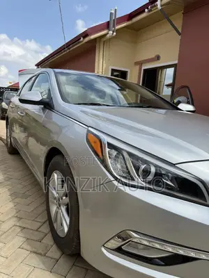 Hyundai Sonata Sport Sedan FWD (2.4L 4cyl 6A) 2017 Silver