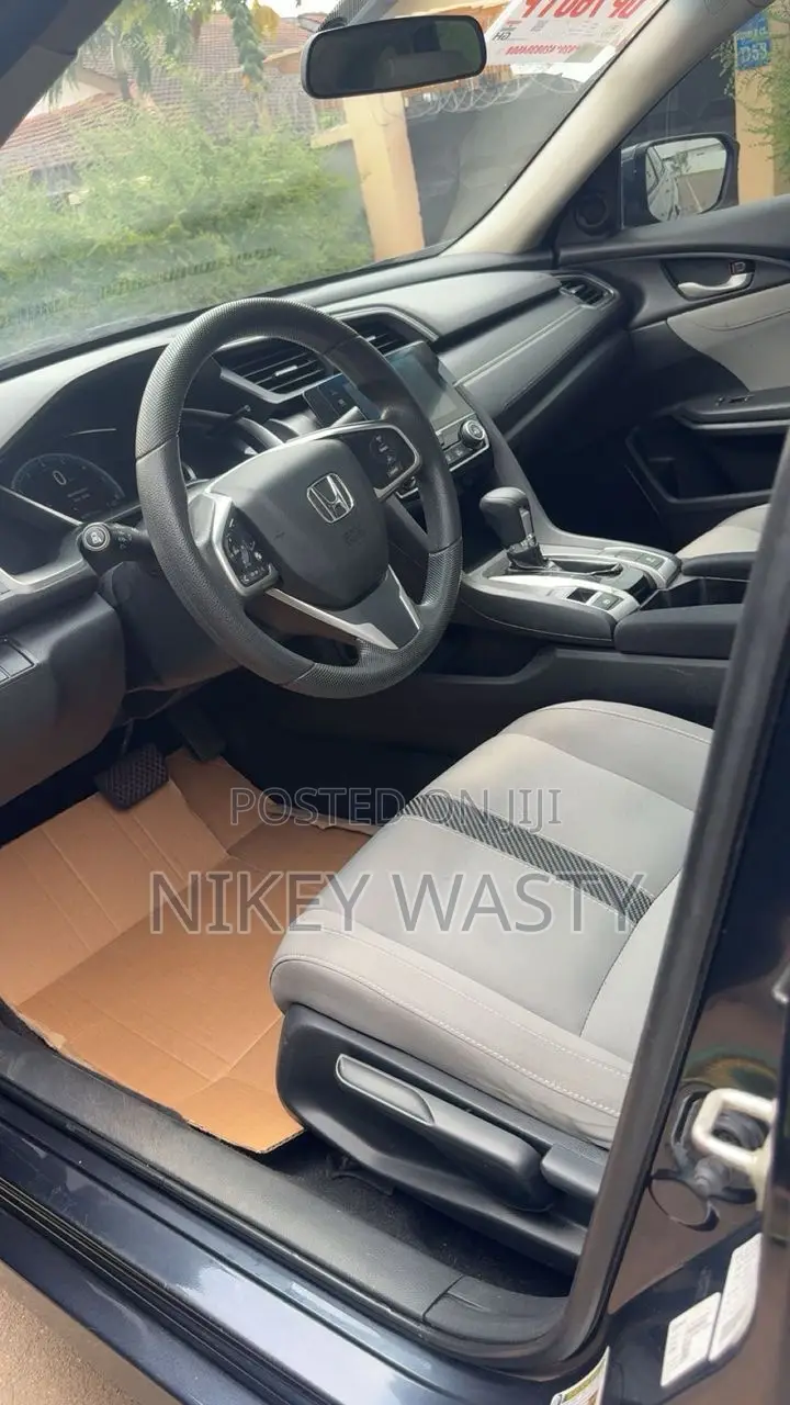 Honda Civic EX Sedan 2018 Gray