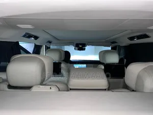 Land Rover Range Rover Evoque 2023 Beige