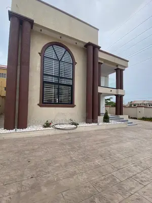 4bdrm House in Royal Footprints, Lake Side Estate for sale