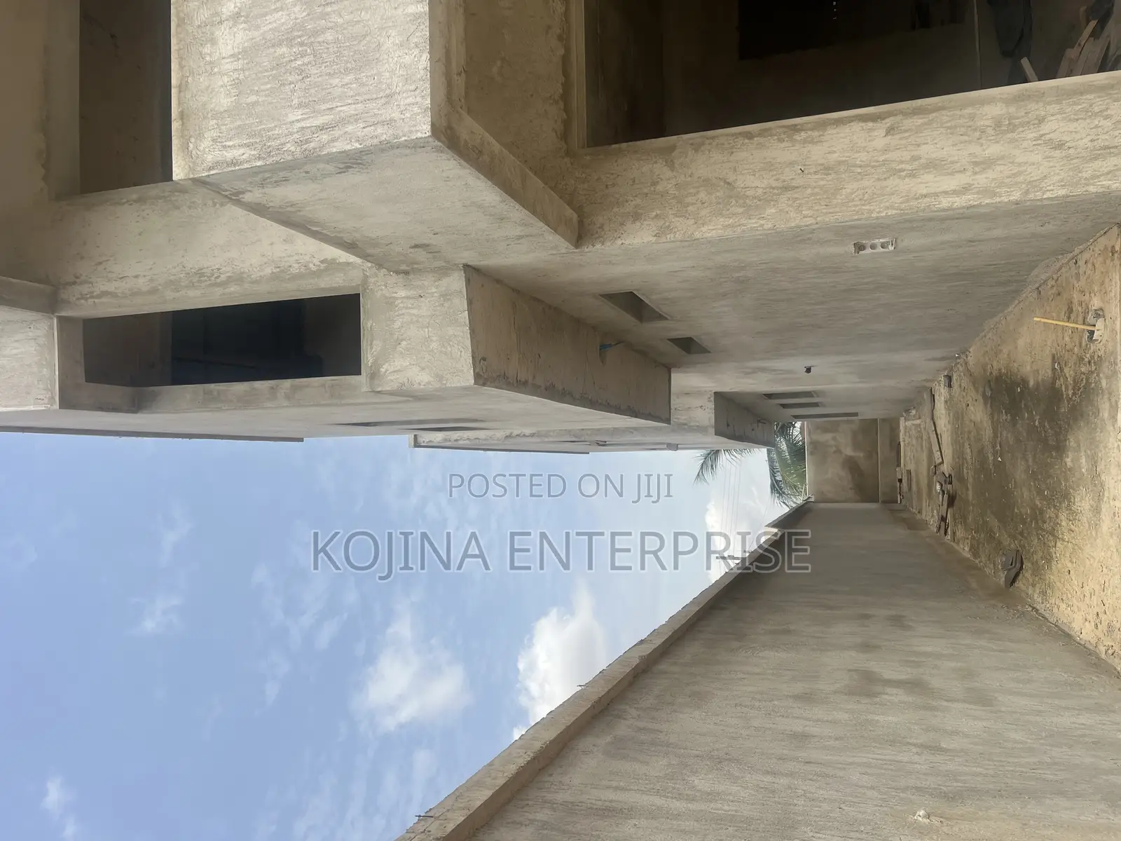 4bdrm Townhouse/Terrace in Good Link Estate, Kumasi Metropolitan
