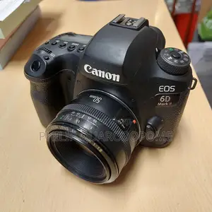 Canon 6d Dslr With 50mm Lens