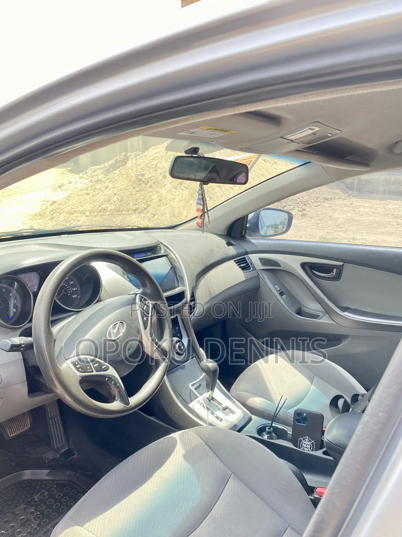 Hyundai Elantra GLS 2012 Beige