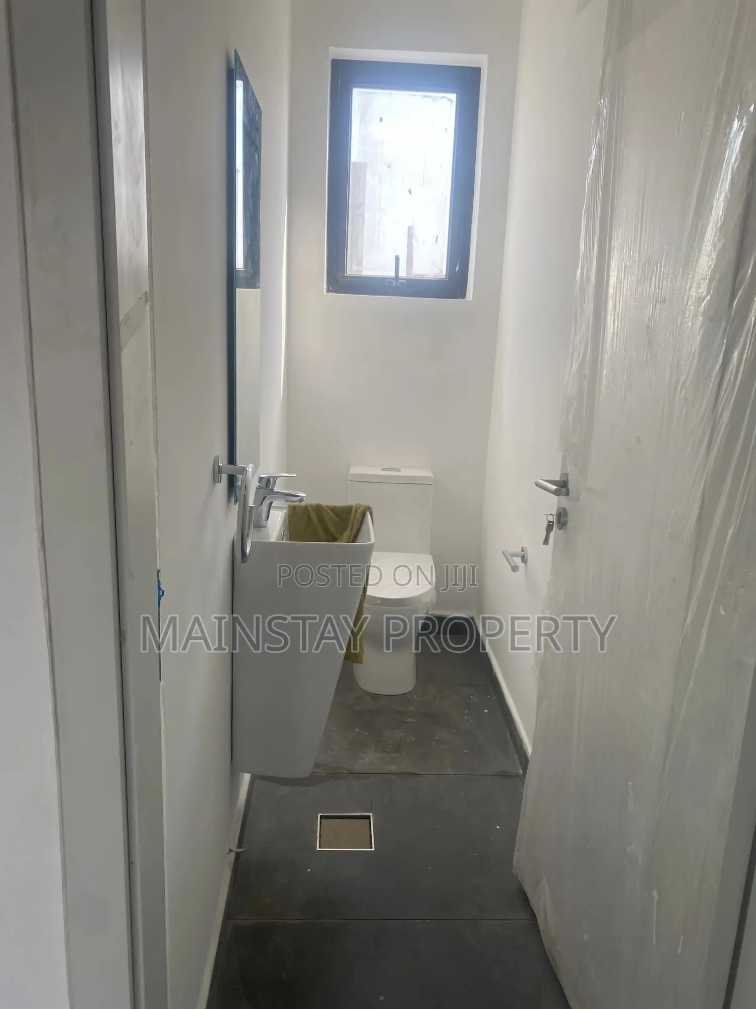 4bdrm House in Mainstay Estates, Tema Metropolitan for sale