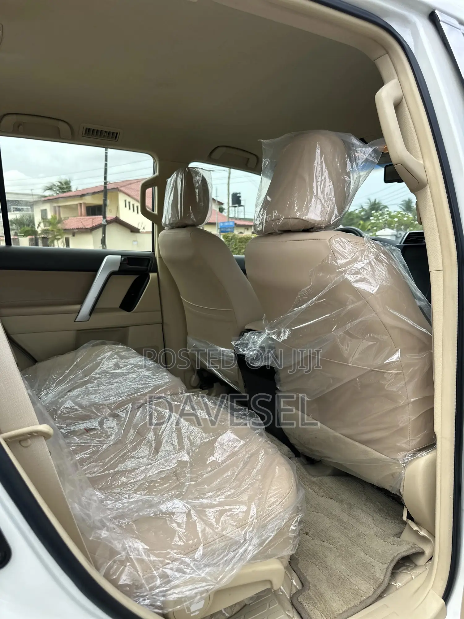 Toyota Land Cruiser Prado 2017 White