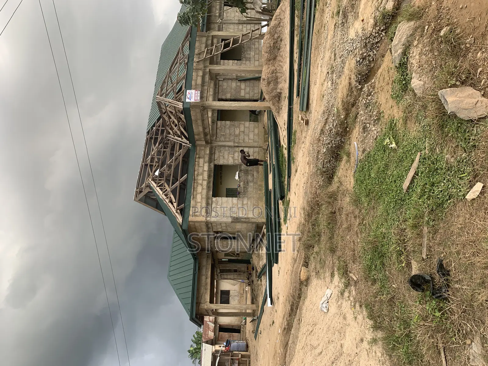 Experts in Self Lock,Ibr and All Kind of Roofing