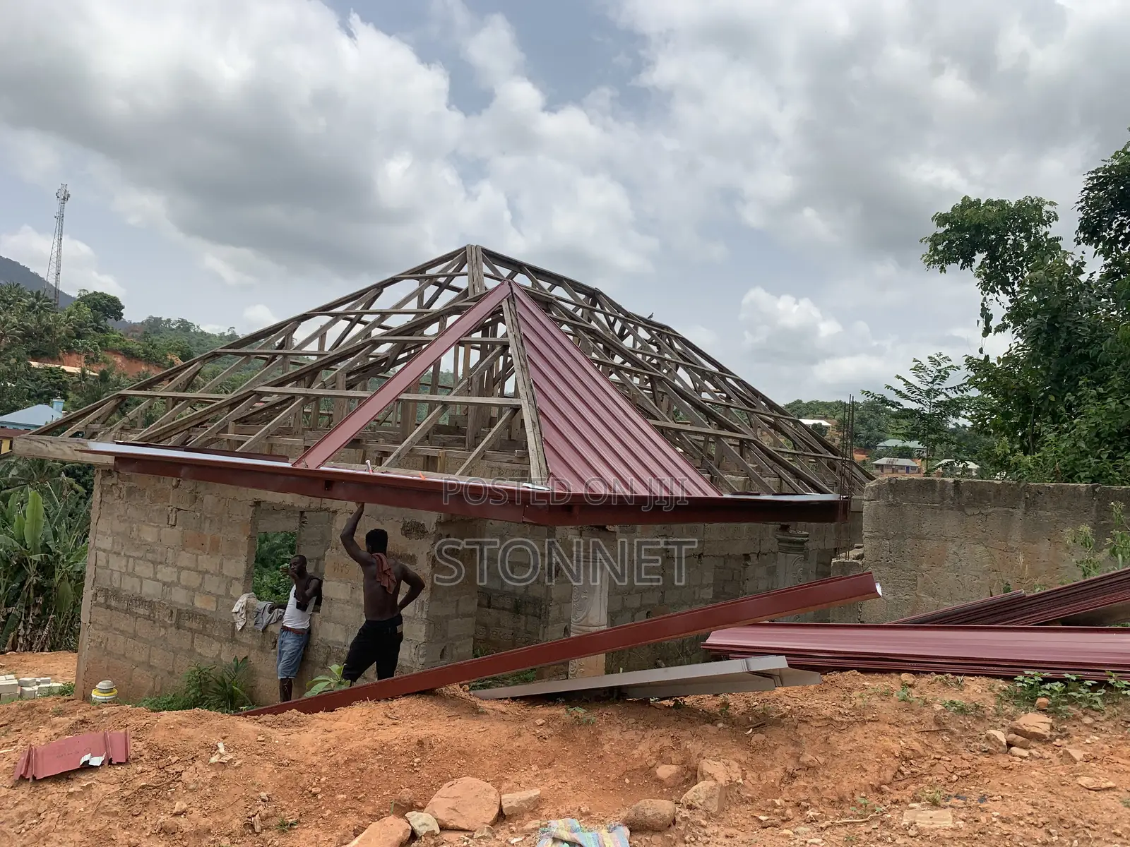 Experts in Self Lock,Ibr and All Kind of Roofing