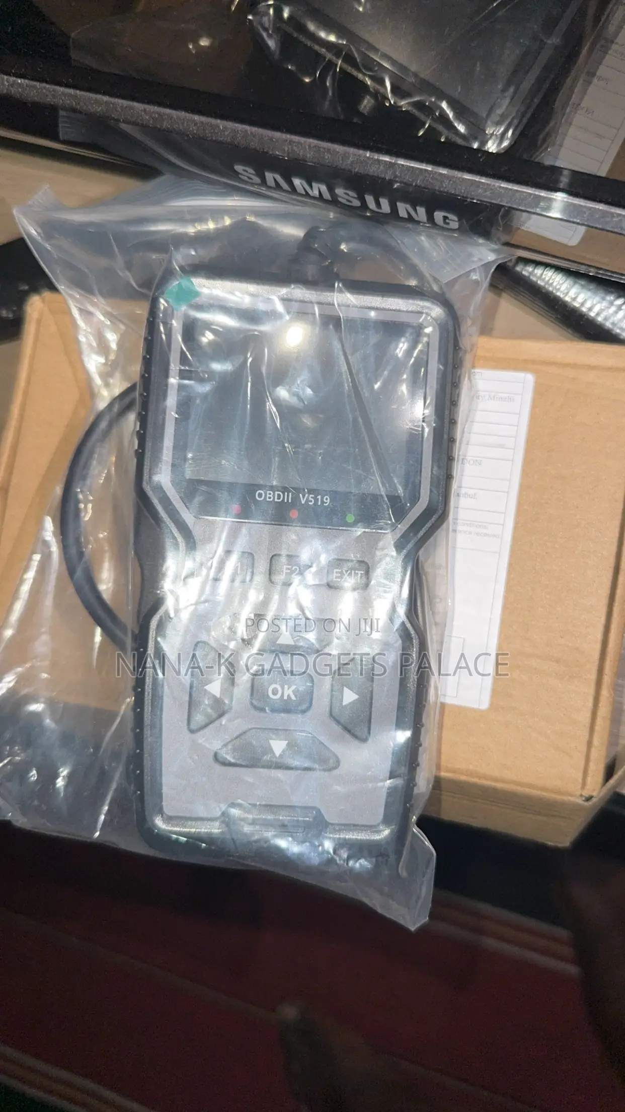 V519 Obd2 Professional Scanner Diagnostic Tool