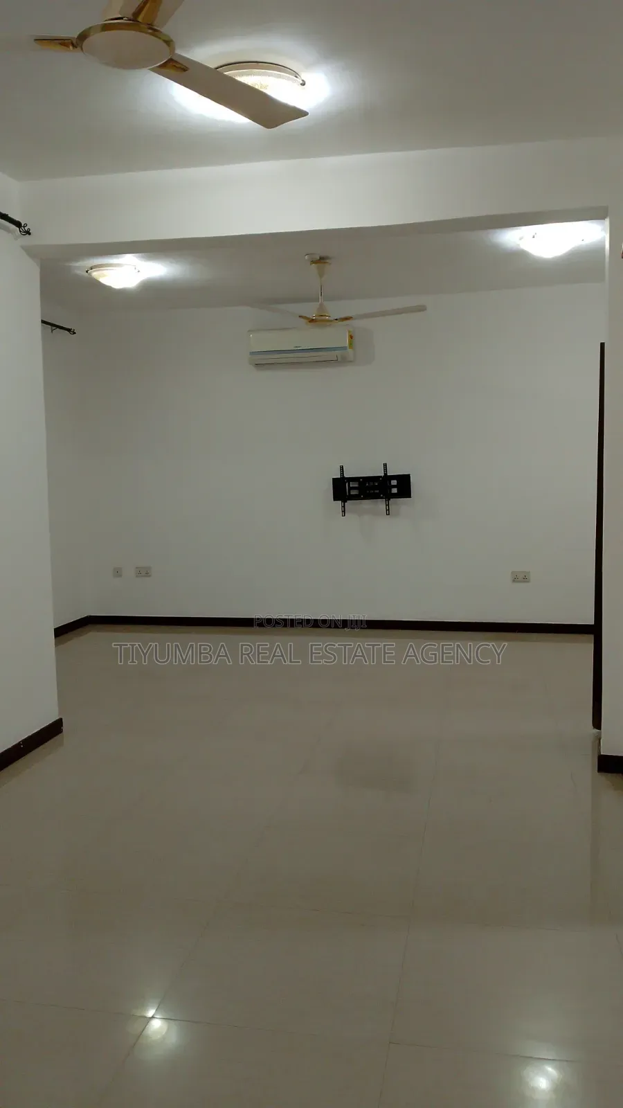 2bdrm Apartment in Tiyumba Real Estate, Pillar 2 for rent