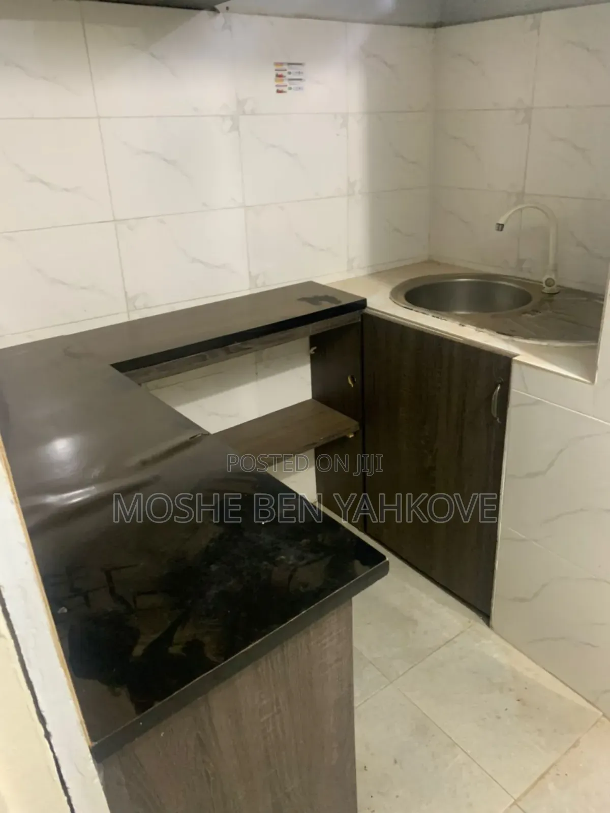 1bdrm Apartment in Mozart, Frafraha for rent
