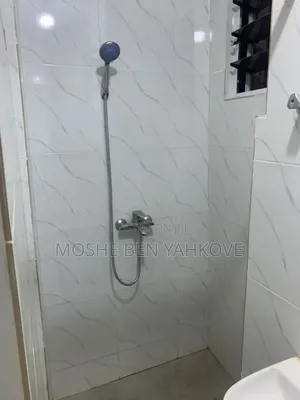1bdrm Apartment in Mozart, Frafraha for rent
