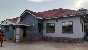 2bdrm Apartment in Tiyumba Real Estate, Pillar 2 for rent