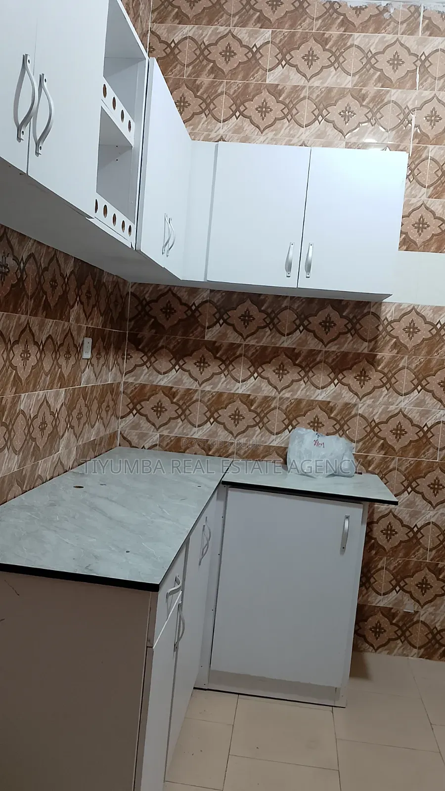 2bdrm Apartment in Tiyumba Real Estate, Pillar 2 for rent